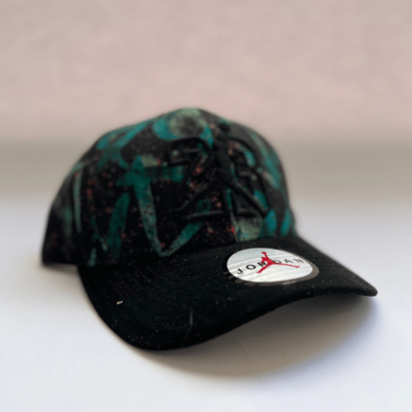 Gorra Jordan Camuflada en Verde y Negro